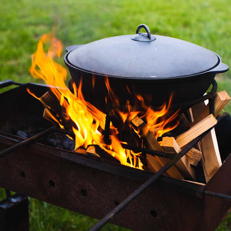 How to Clean Pots and Dishes While Camping